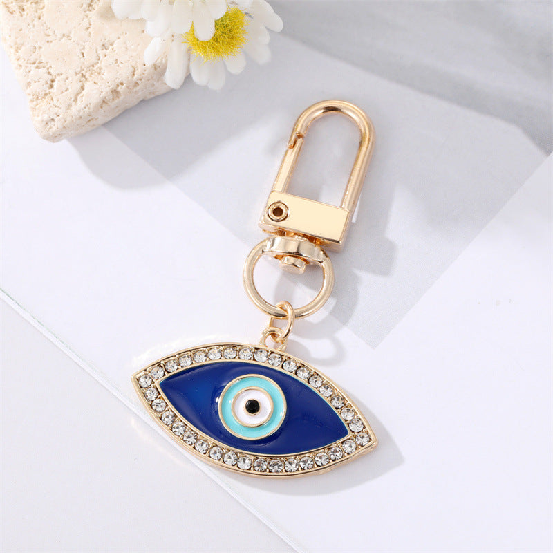 Wholesale Diamond Drop Oil Heart Blue Eyes Keychains